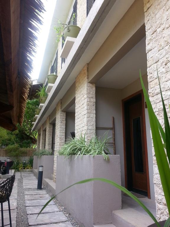 Bale Mi Hotel Balabag  Exterior photo